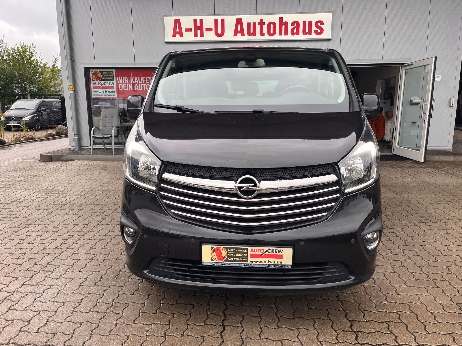 Fahrzeugabbildung Opel Vivaro B  Kombi L2H1  2,9t