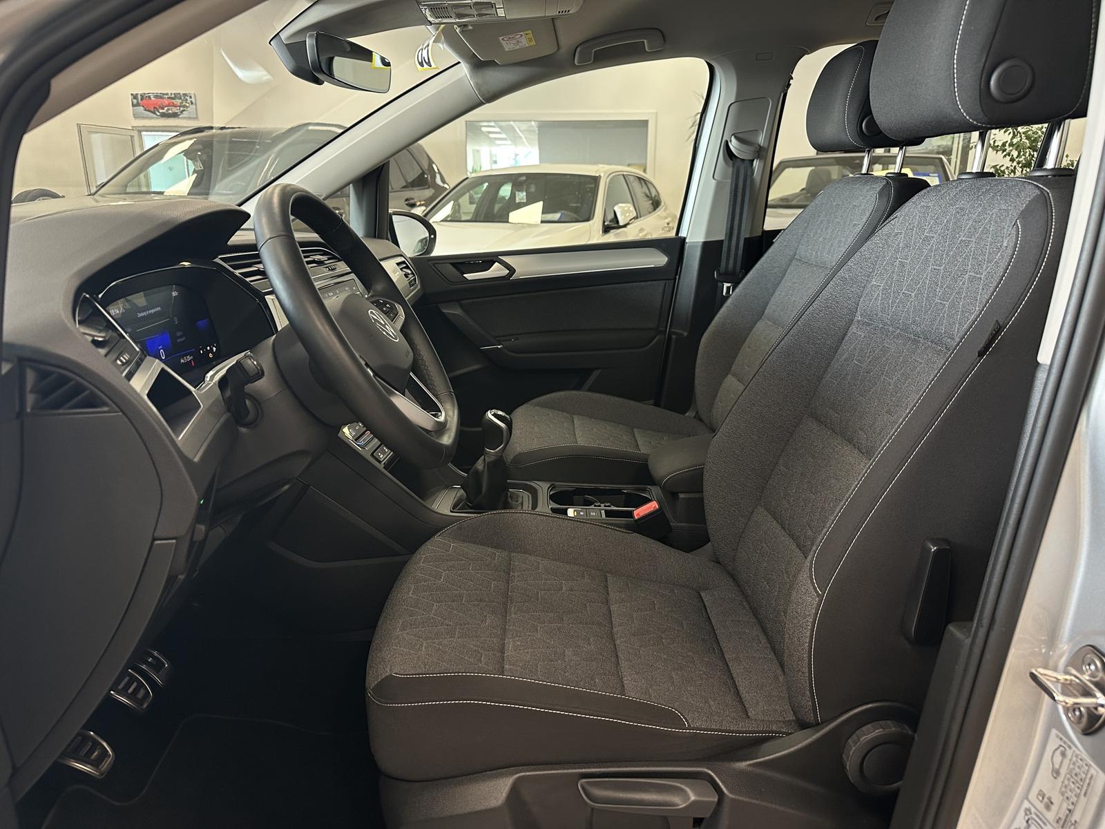 Volkswagen Touran Move 7Sitze AHK LED ACC SHZ PDC WSS heiz., миниатюра 11