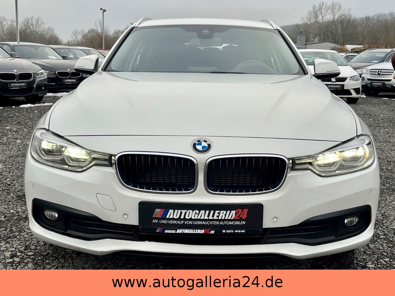 Fahrzeugabbildung BMW 318d Tour Aut. Navi Leder LED AHK HUD Surround V