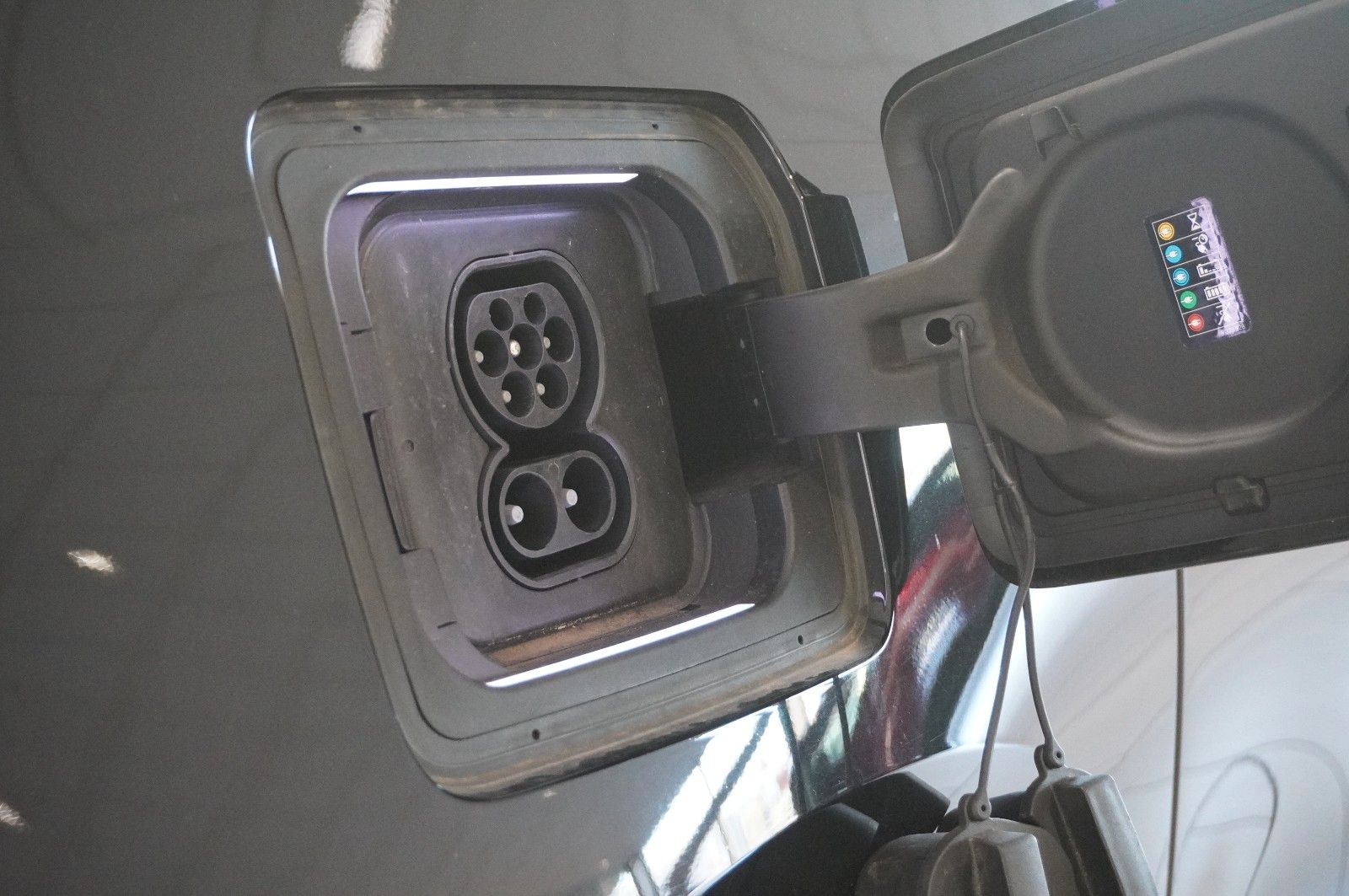 Fahrzeugabbildung BMW i3 120AH NAIVI/SPORT/WÄRMEP./LED/PDC/VIRT./SHZ