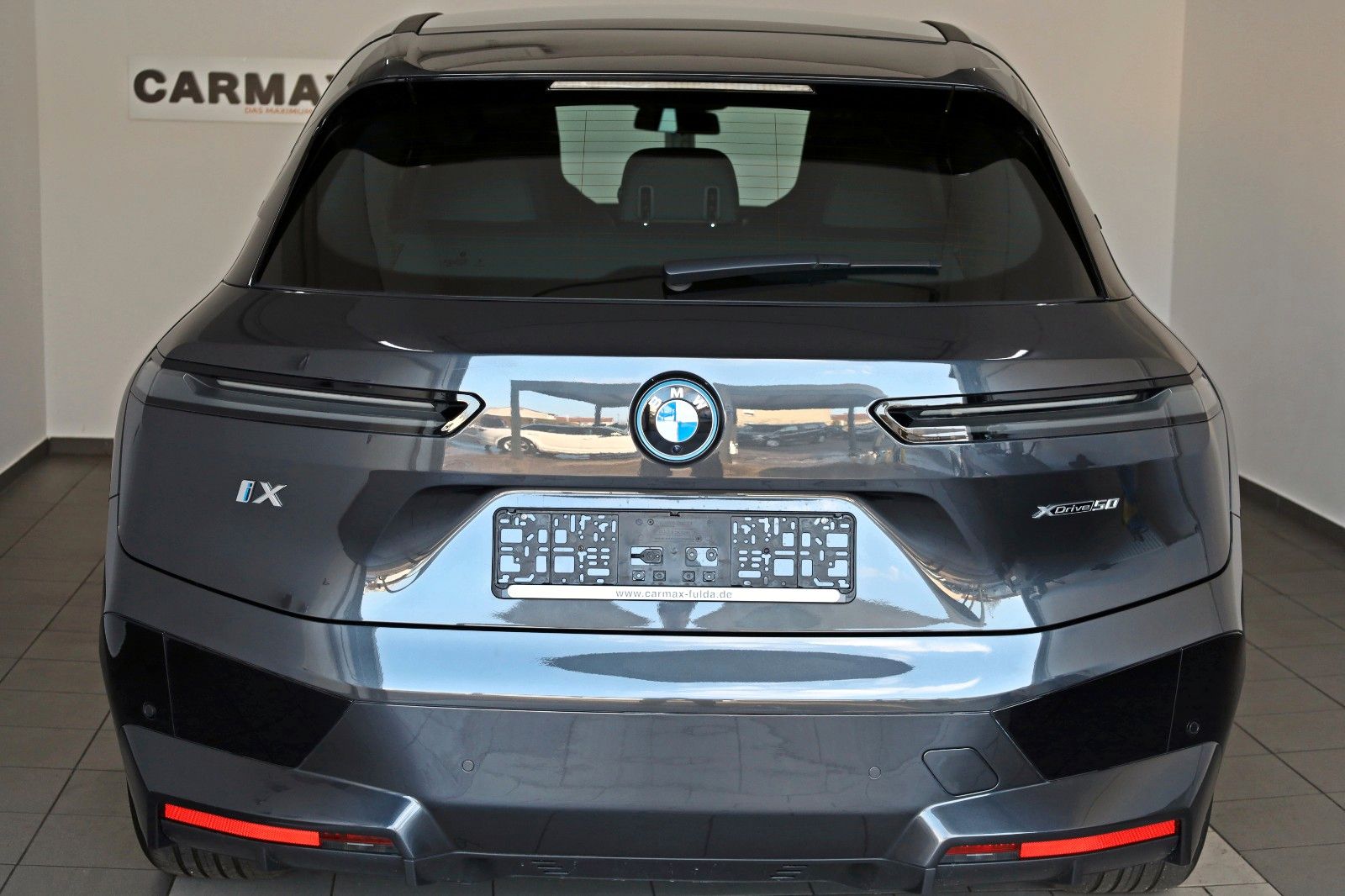 Fahrzeugabbildung BMW iX50 xDrive Sport Leder,Navi,Panorama Sky Lounge