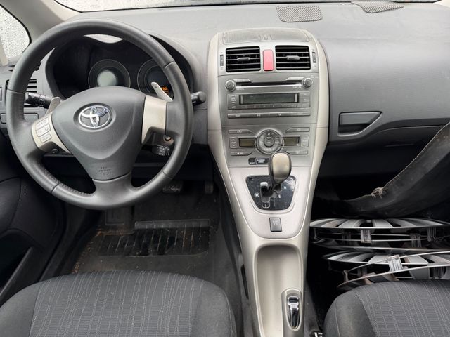 Toyota Auris  Luna / Klimaaut