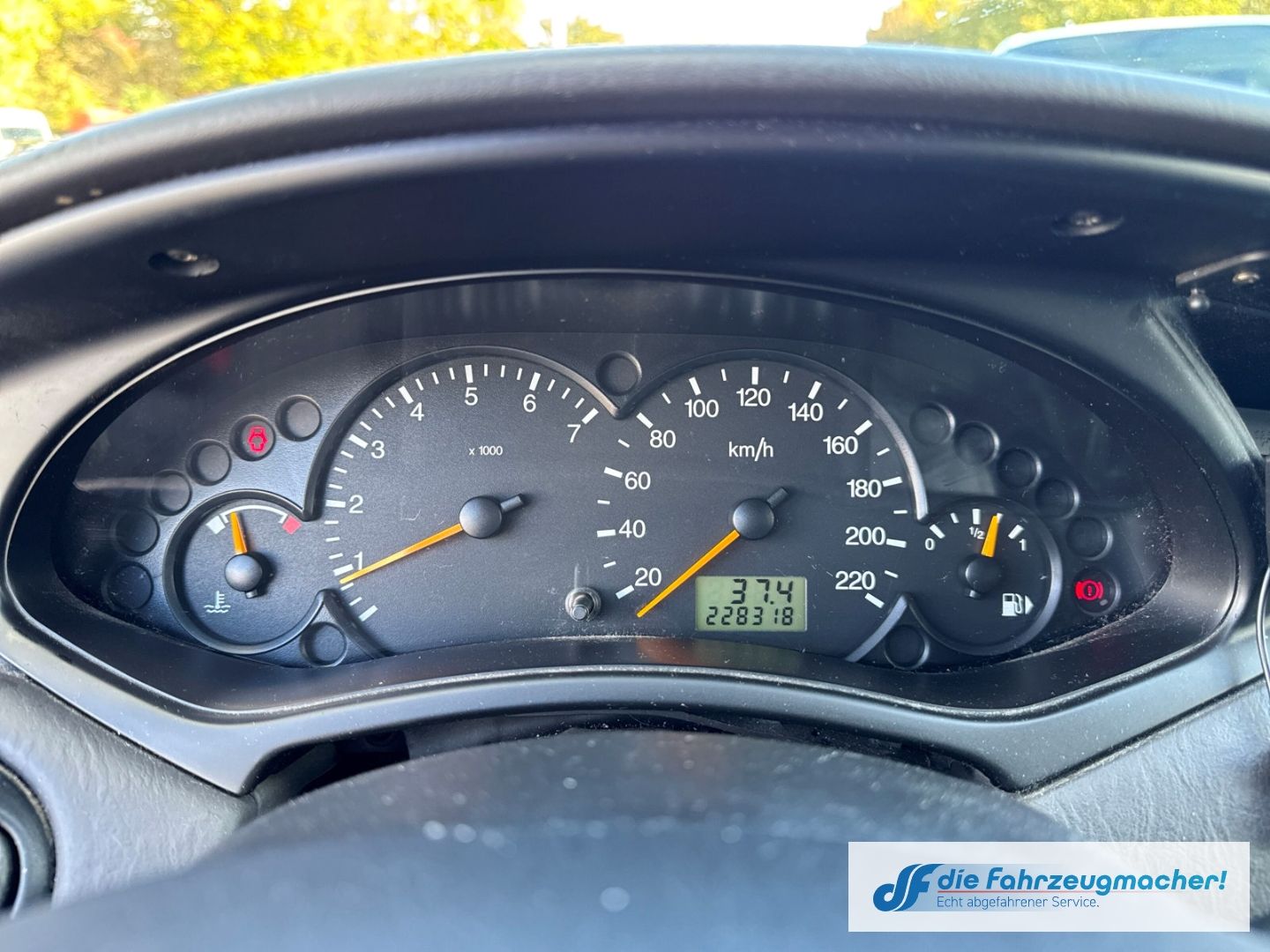 Fahrzeugabbildung Ford Focus TurnierVivaX GA Klima Beheizb. Frontsch. *