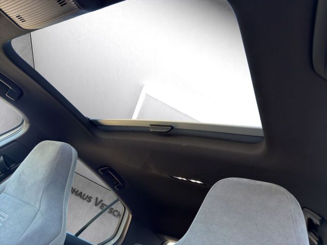 Golf VII R-Line 1.5 TSI DSG Navi/LED/RFK/ACC/APC