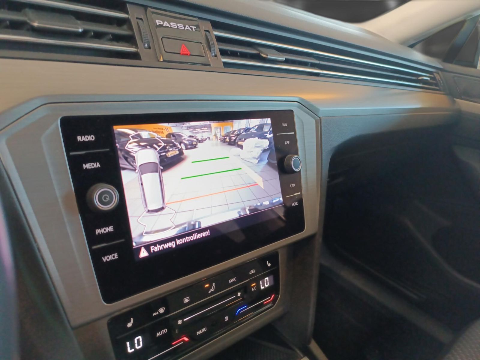 Volkswagen Passat Variant - Bild 18