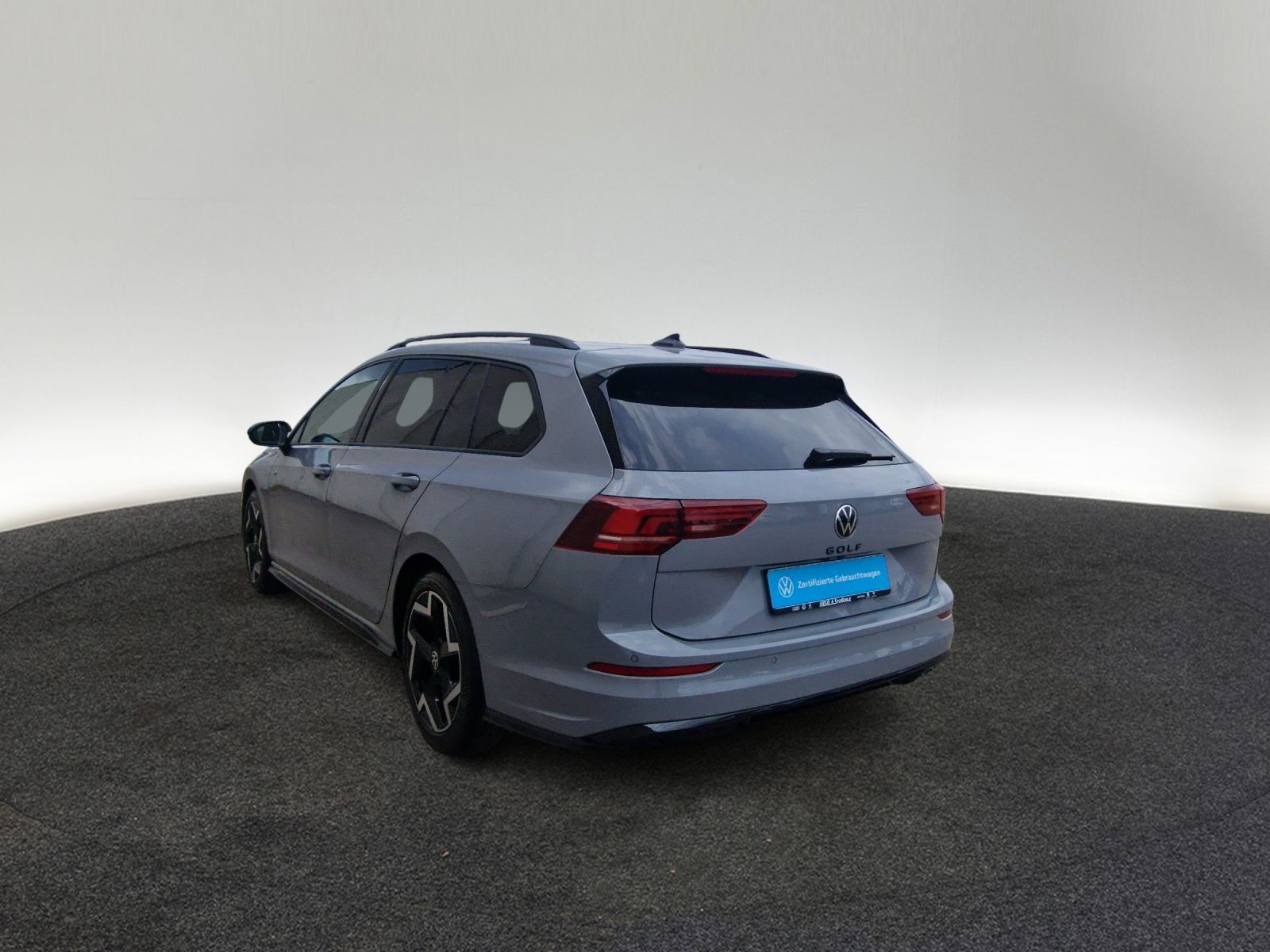 Volkswagen Golf Variant R-LINE BLACK TSI NAVI HuD KAM foto 3
