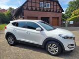 Hyundai Tucson Advantage 4WD - Hyundai TUCSON: Allradantrieb