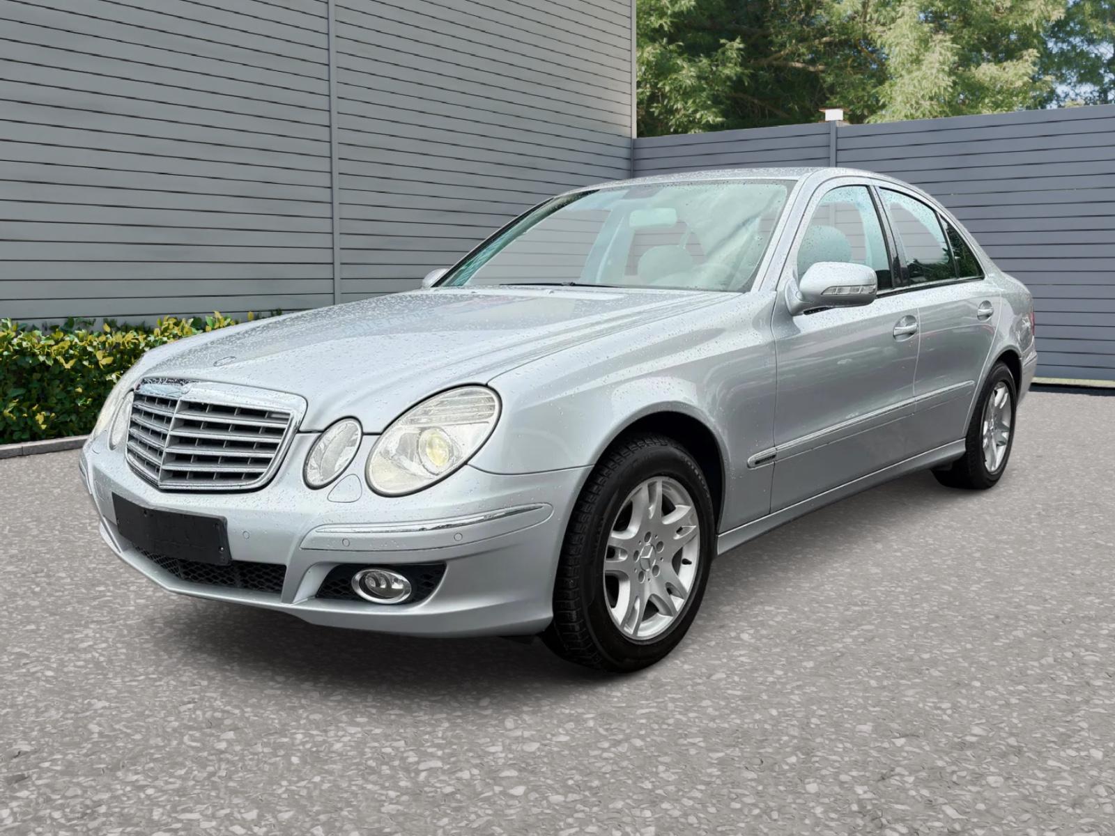 Mercedes-Benz E 200 Kompressor, Wenig Km, Scheckheft Automatik