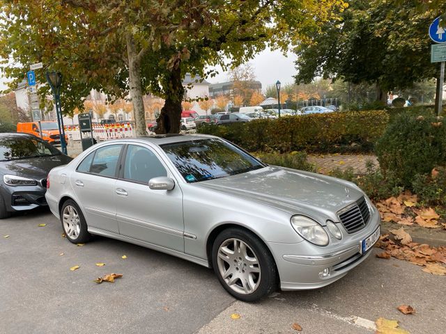 Mercedes-Benz Mercedes Benz W211 E Klasse  320