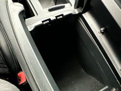 MERCEDES-BENZ E 250 CDI / NUR 114.tKM /ADAPT.XEN / GARANTIE / MERCEDES-BENZ E 250 CDI / NUR 114.tKM /ADAPT.XEN / GARANTIE /