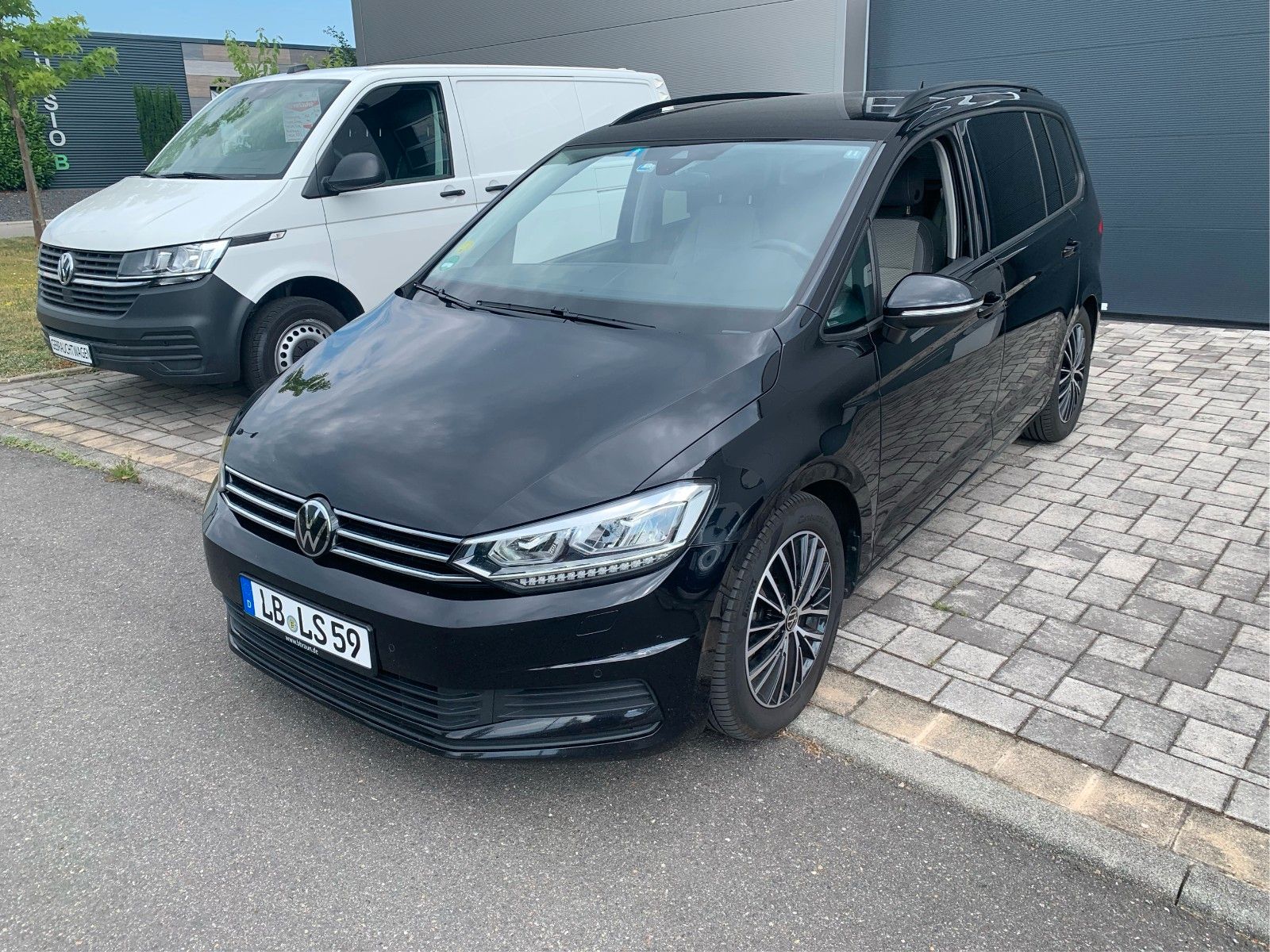 Volkswagen Touran Comfortline IQ-Drive 17"Alu DSG LED Navi imagem 2