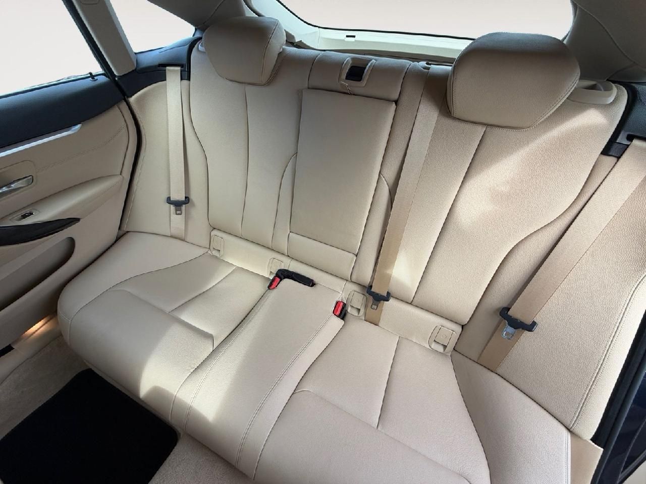 Fahrzeugabbildung BMW 4 Gran Coupe 435 d xDrive Luxury Line