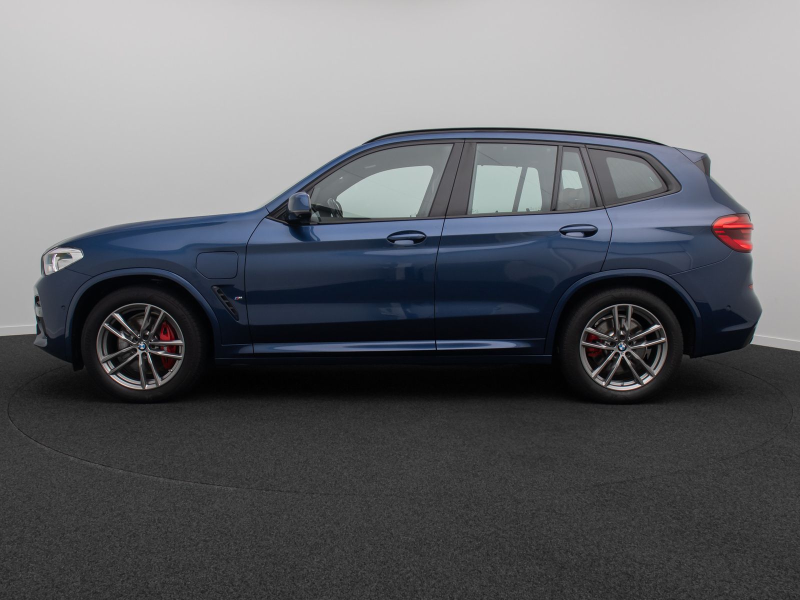 Fahrzeugabbildung BMW X3 xD30e M Sport HUD DAB 360&deg;AHK Panorama 19Zoll