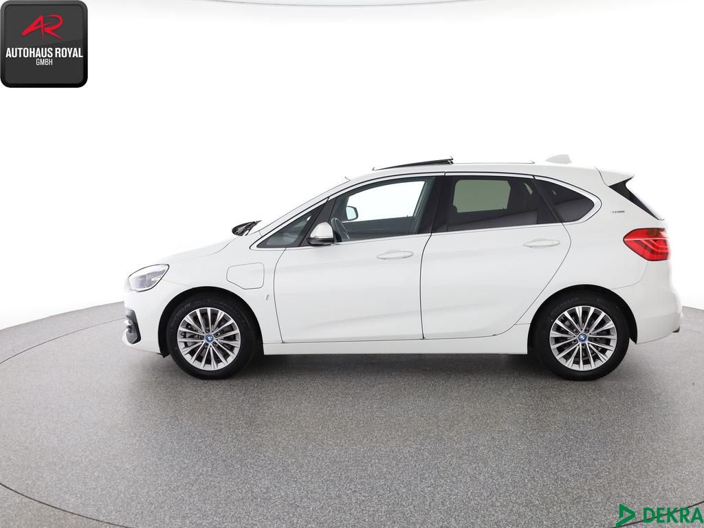 BMW 225