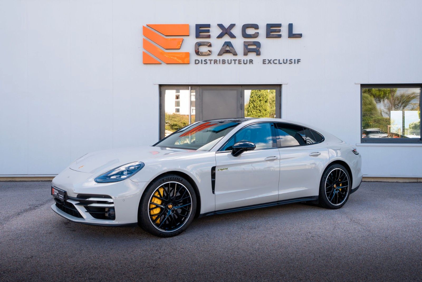 Porsche Panamera Turbo S E-Hybrid 700*Pano*Burmester*360