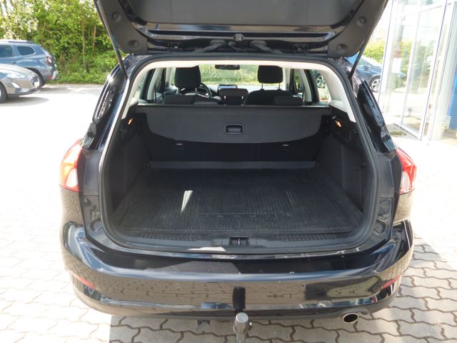 Focus Turnier Titanium*Aut*AHK*ACC*