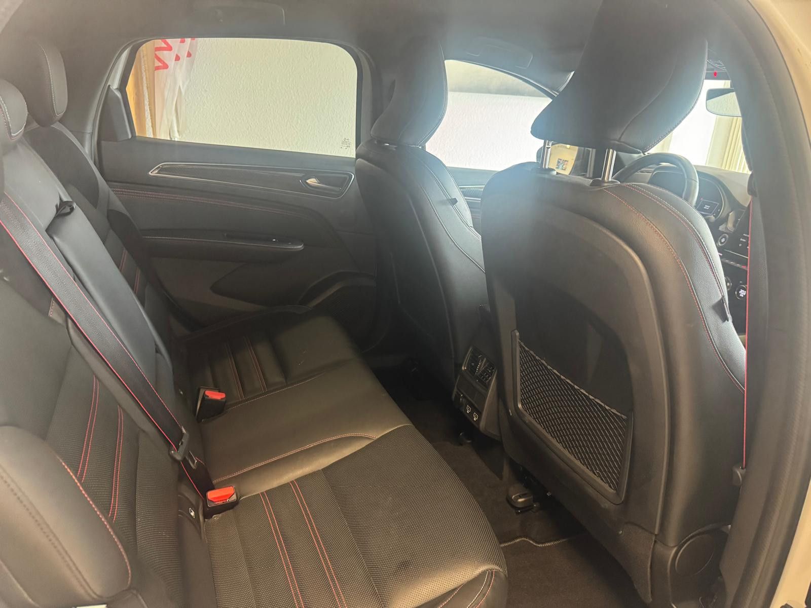 Fahrzeugabbildung Renault Arkana R.S. Line / WENIG KM/NAVI/KLIMA/BOSE