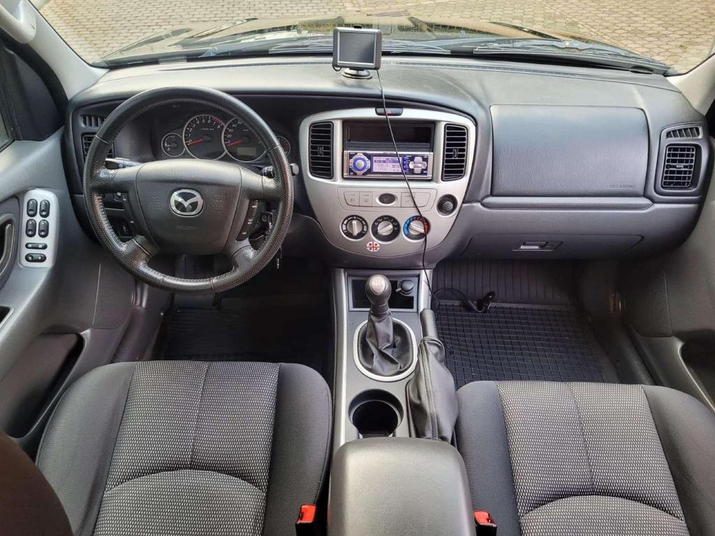 Mazda Tribute