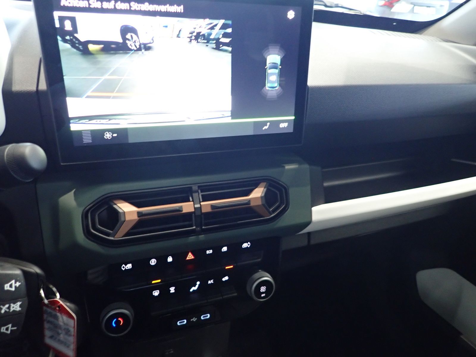 Fahrzeugabbildung Dacia Spring ELECTRIC 65 EXTREME , NAVI,AC,EPH,KAMERA