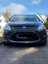 Ford Grand C-Max 2,0TDCi Titanium, 7 Sitze, AHK, Park