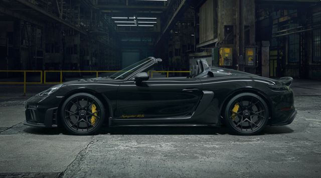 Porsche 718 Spyder RS /Weissach/Chrono/PCCB/Lift
