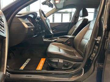 BMW 530 i Touring *Klima*Navi*Xenon*AHK*Freisprech*