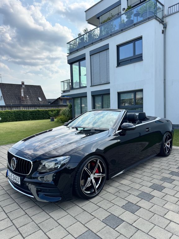 Image of Mercedes-Benz E 300