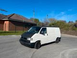 Volkswagen T4 2,4L Diesel Transporter - Volkswagen aus 1995: Transporter