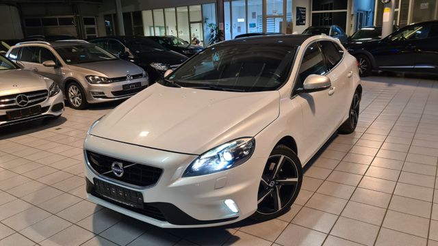 Volvo V40-R-Design2.0d-AUT*AHK+PANOR+LED+LEDER+KAM+NAV