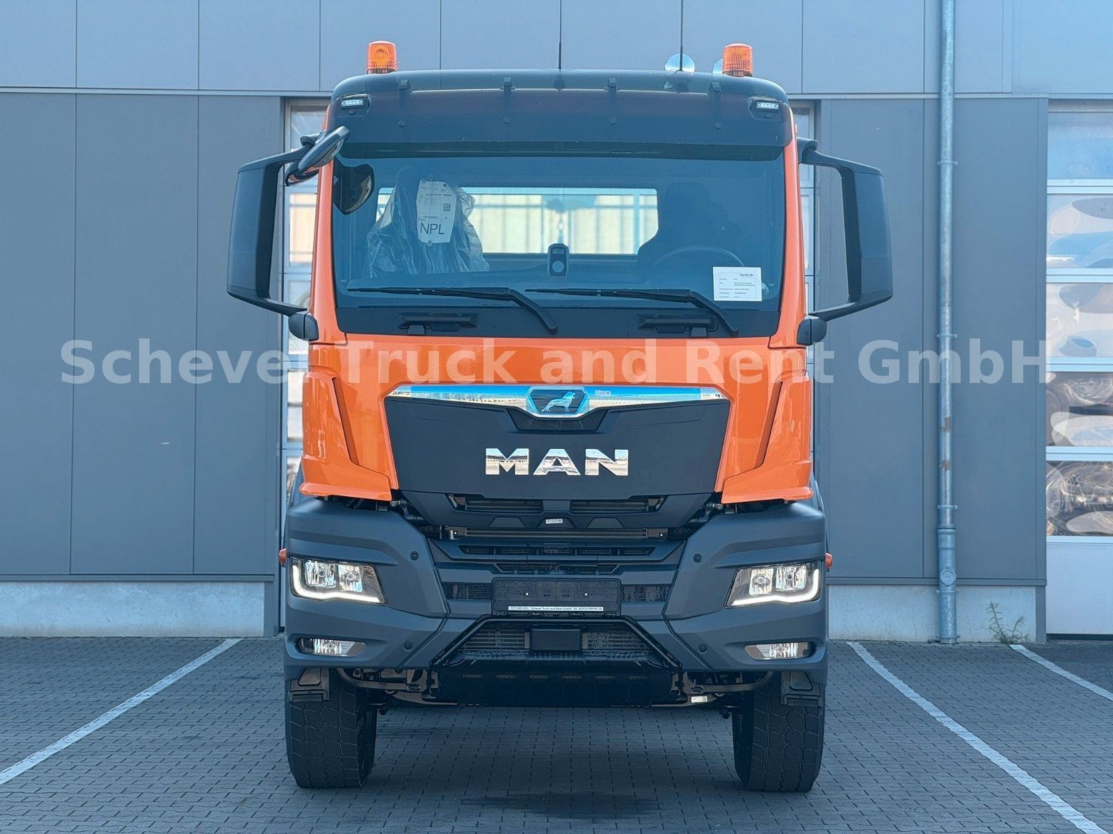 Fahrzeugabbildung MAN TGS 18.520 BL SA 4x4 mit Hydraulikvortbere* AhK