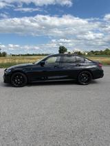 BMW 330i M Sport Automatic M Sport - BMW 330 Gebrauchtwagen in München