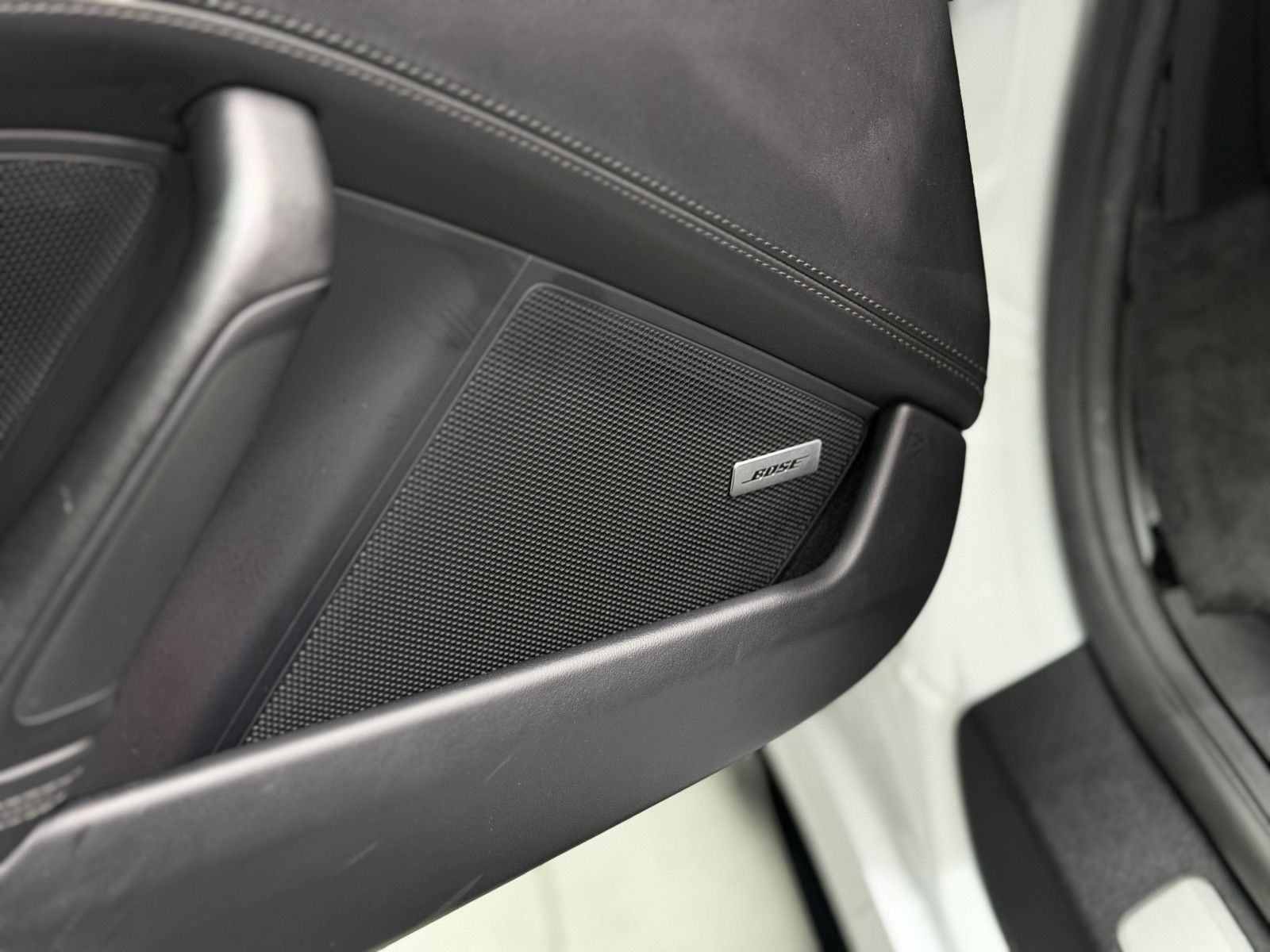 Fahrzeugabbildung Porsche 992 Turbo S|AERO-PAKET|BRABUS|BOSE|ACC|KW