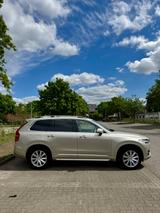 Volvo XC90 Momentum | 2018 | Unfallfrei | 90k Km - Volvo XC90 Gebrauchtwagen in Hamburg