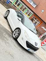 Peugeot RCZ,2010 Automatik - Peugeot RCZ mit Benzin-Antrieb: Automatik