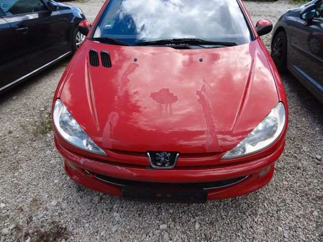 Fahrzeugabbildung Peugeot 206 Cabriolet CC/2.Hand/