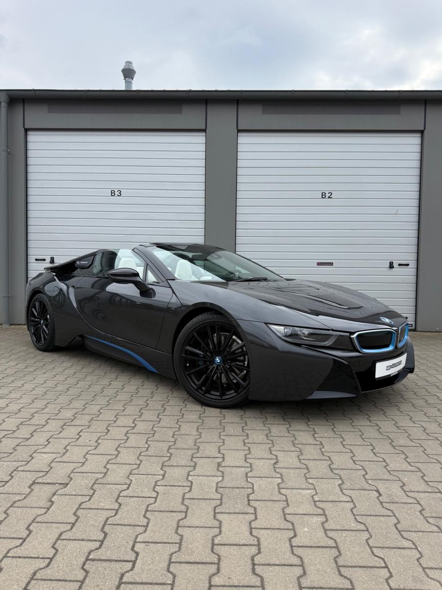 BMW i8 Roadster First Edition+limited+ONE / 200!!!