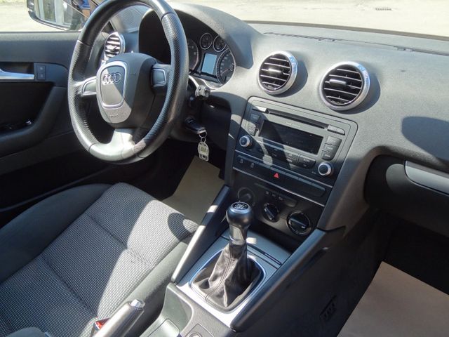 Fahrzeugabbildung Audi A3 Sportback 1.2 TFSI Ambition/1.Hd/Klima/PDC/