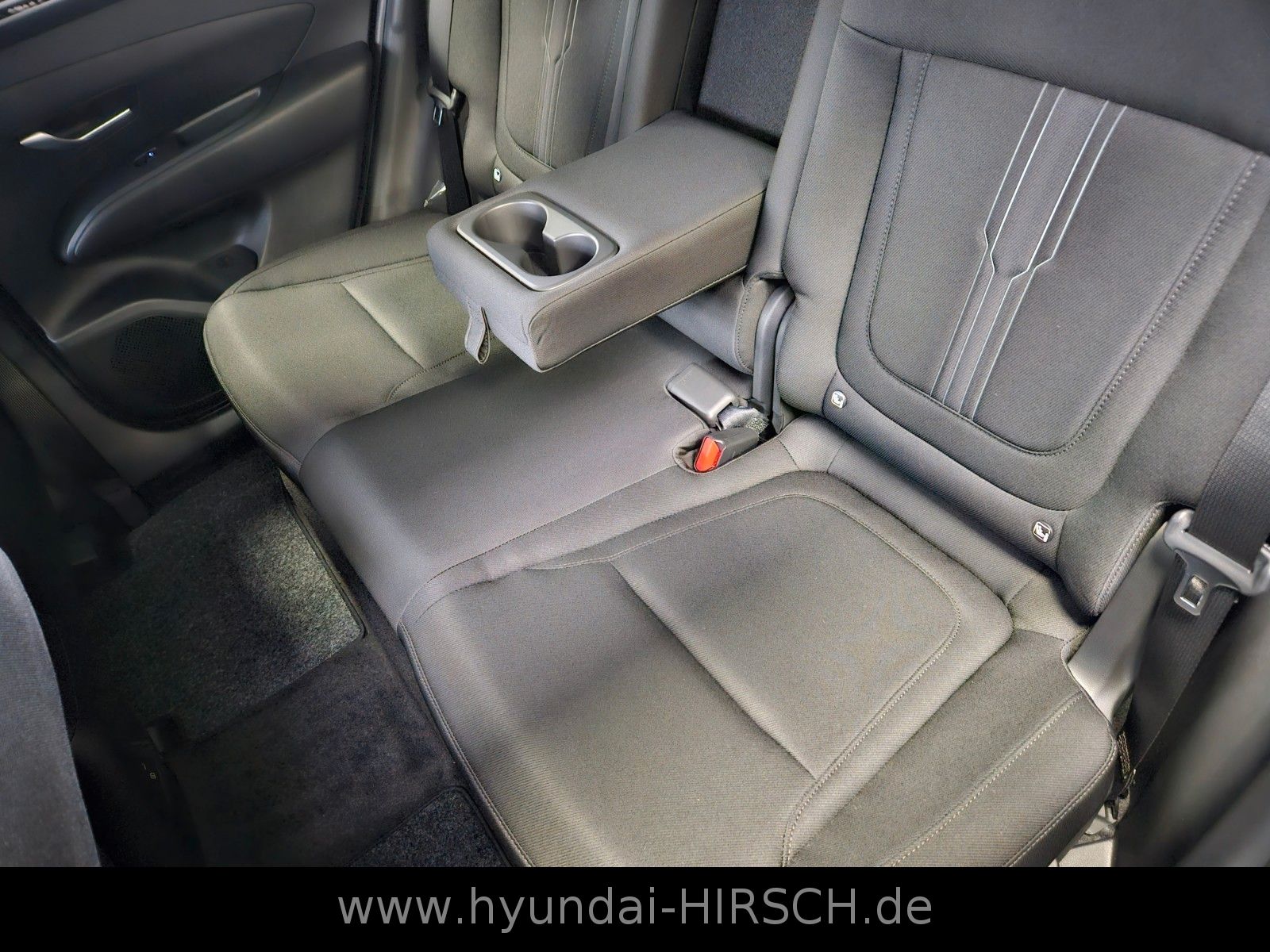 Fahrzeugabbildung Hyundai TUCSON Plug-In Hybrid 1.6 T-GDi 4WD KAMERA