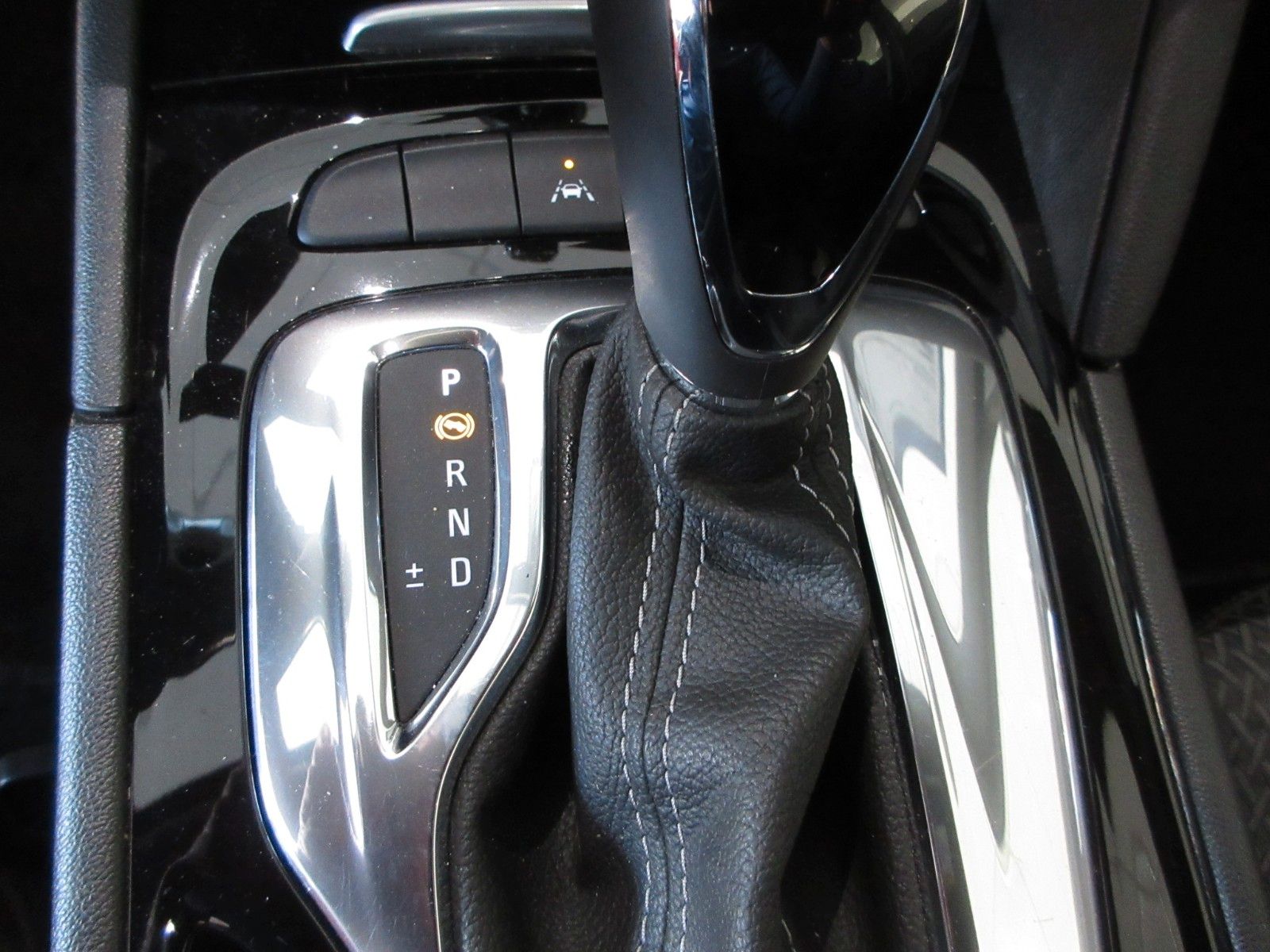 Fahrzeugabbildung Opel Insignia B 2.0D ST LED/NAVI/SHZ/LHZ/AHK