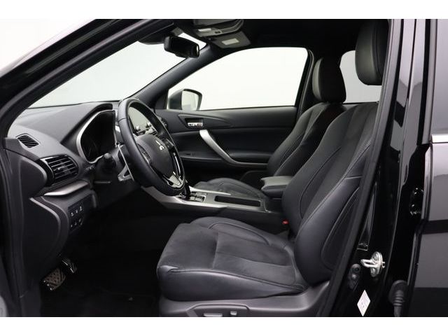 Fahrzeugabbildung Mitsubishi Eclipse Cross 2.4 Plus Select Black Hybrid 4WD