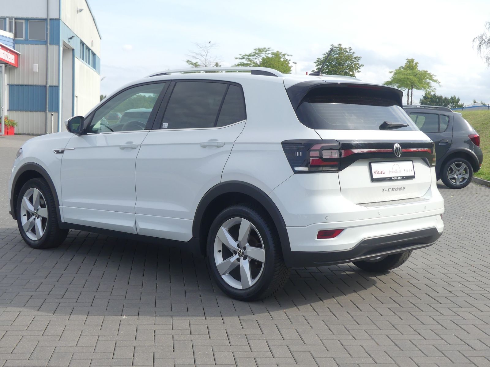 Volkswagen T-Cross 1.0 R-Line DSG LED ACC Virtual Cockpit imagem 3