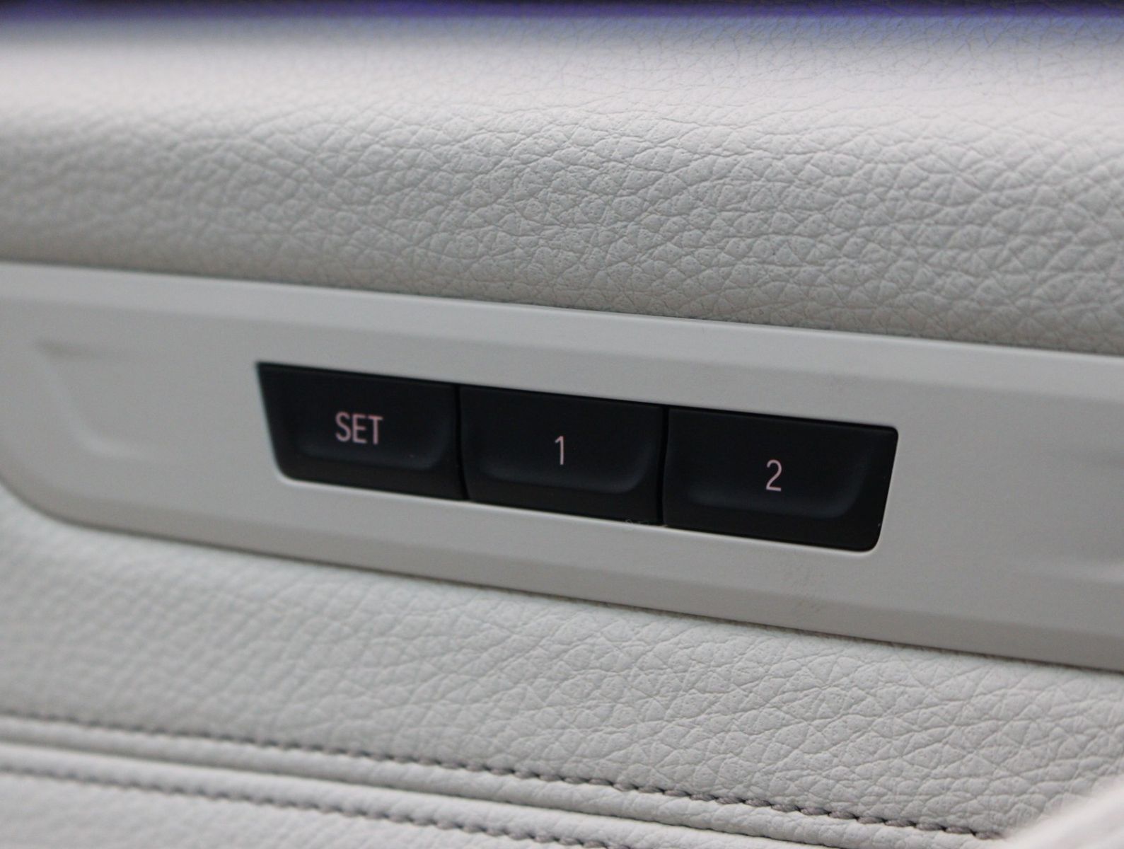 Fahrzeugabbildung BMW 530i  M-Sportpaket*Head-UP*Kamera*2.Hand
