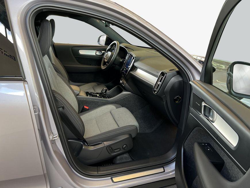 Volvo XC40 B3 Plus-Dark DKG Glasd Pixel-LED Pilot BLIS