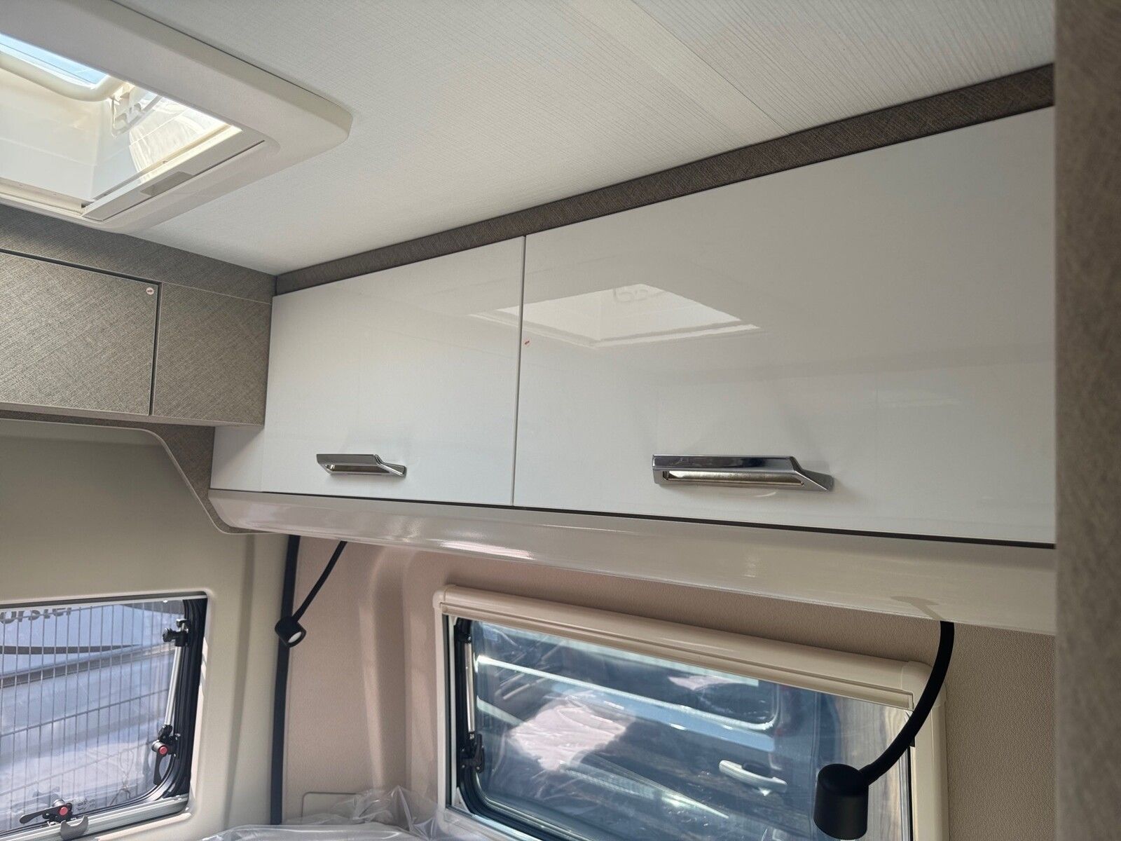 Fahrzeugabbildung Karmann Davis Lifestyle DA 590 LS Markise und Automatik