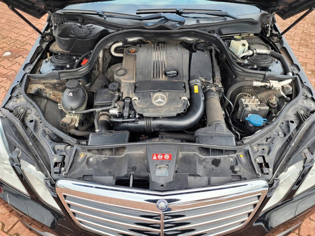 Mercedes-Benz E 200