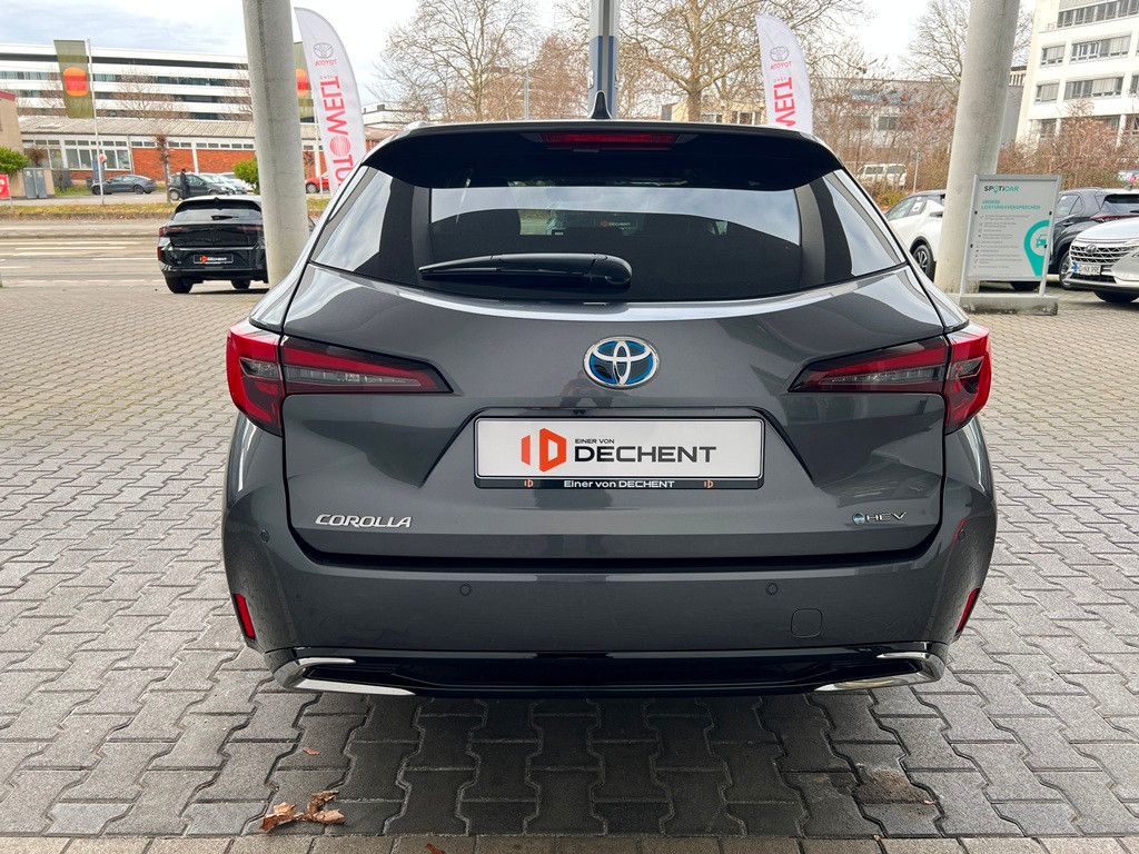 Fahrzeugabbildung Toyota Corolla Touring Sports 2.0 Hybrid Teamplayer