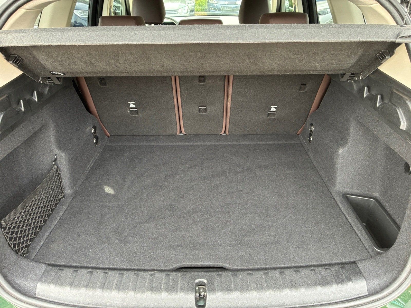 BMW X1 20d xDrive xLine AHK/ADAPTLED/HIFI/RFK/CARPLA foto 15