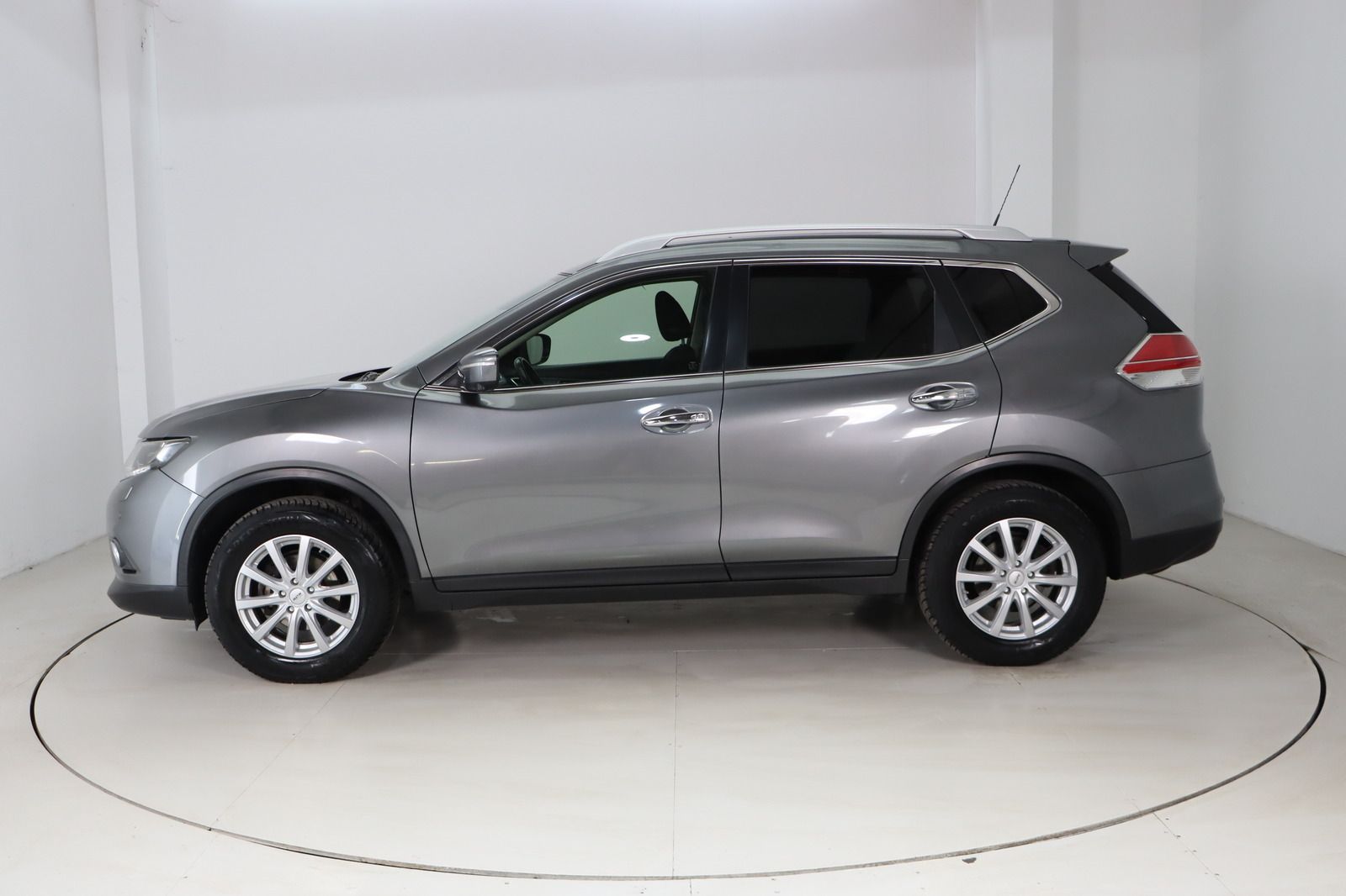 Fahrzeugabbildung Nissan X-Trail 1.6 dCi Automatik
