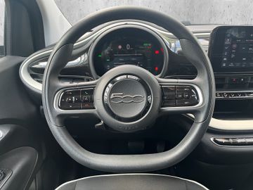 Fiat 500e Action 23,8 kWh Klima+SHZ+Carplay