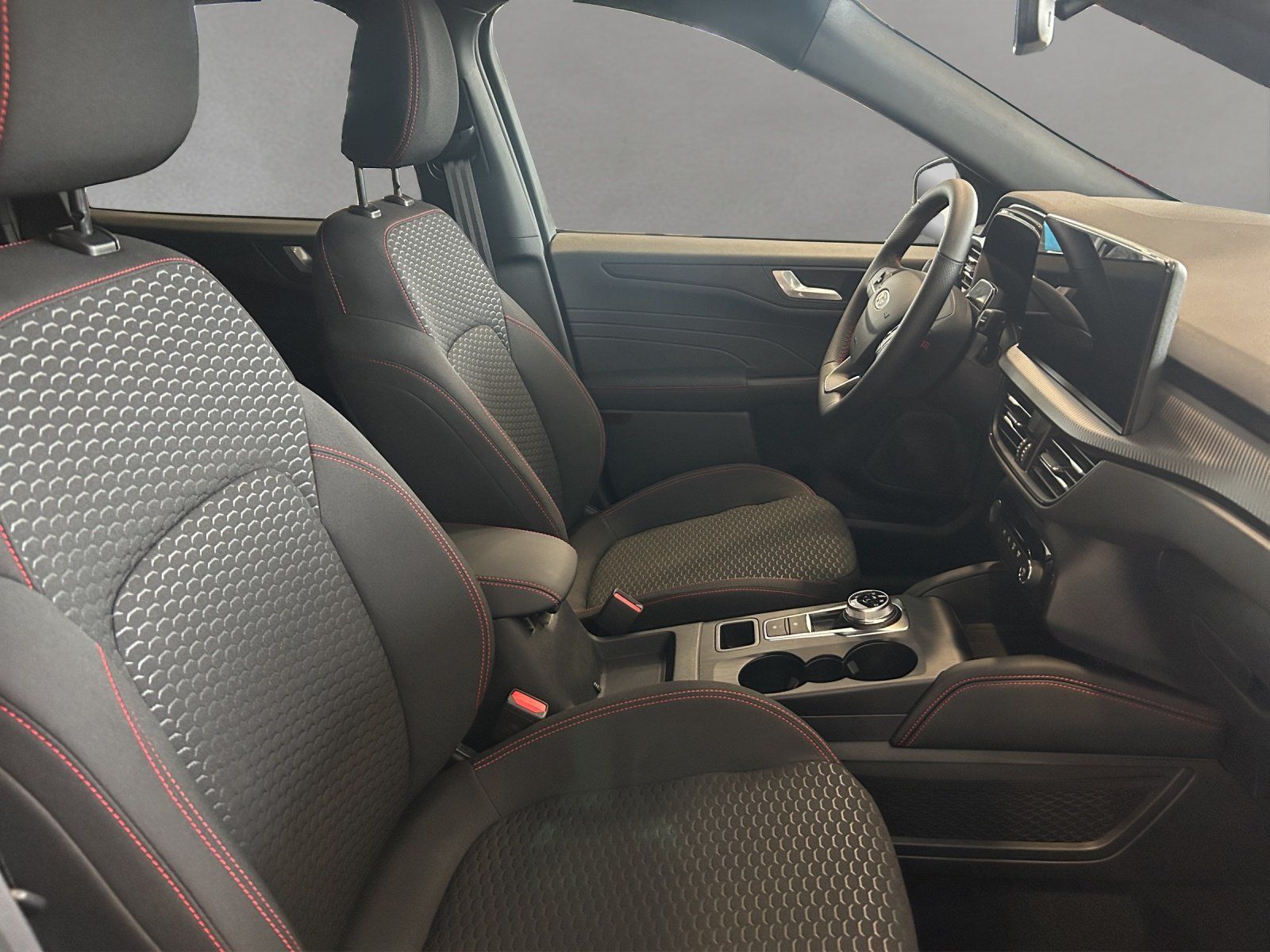 Fahrzeugabbildung Ford Kuga ST-Line 1,5 Automatik/5 Jahre Garantie